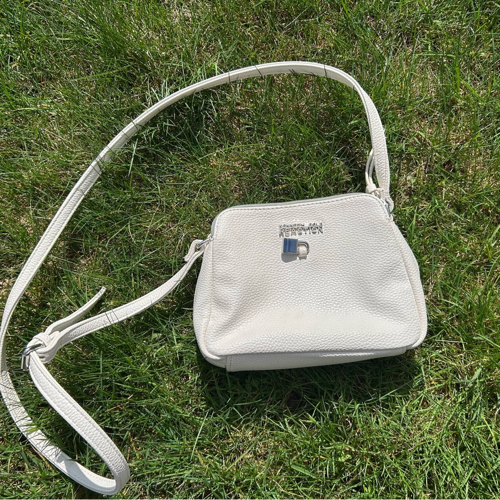 White Leather Kenneth Cole Reaction Crossbody Purse